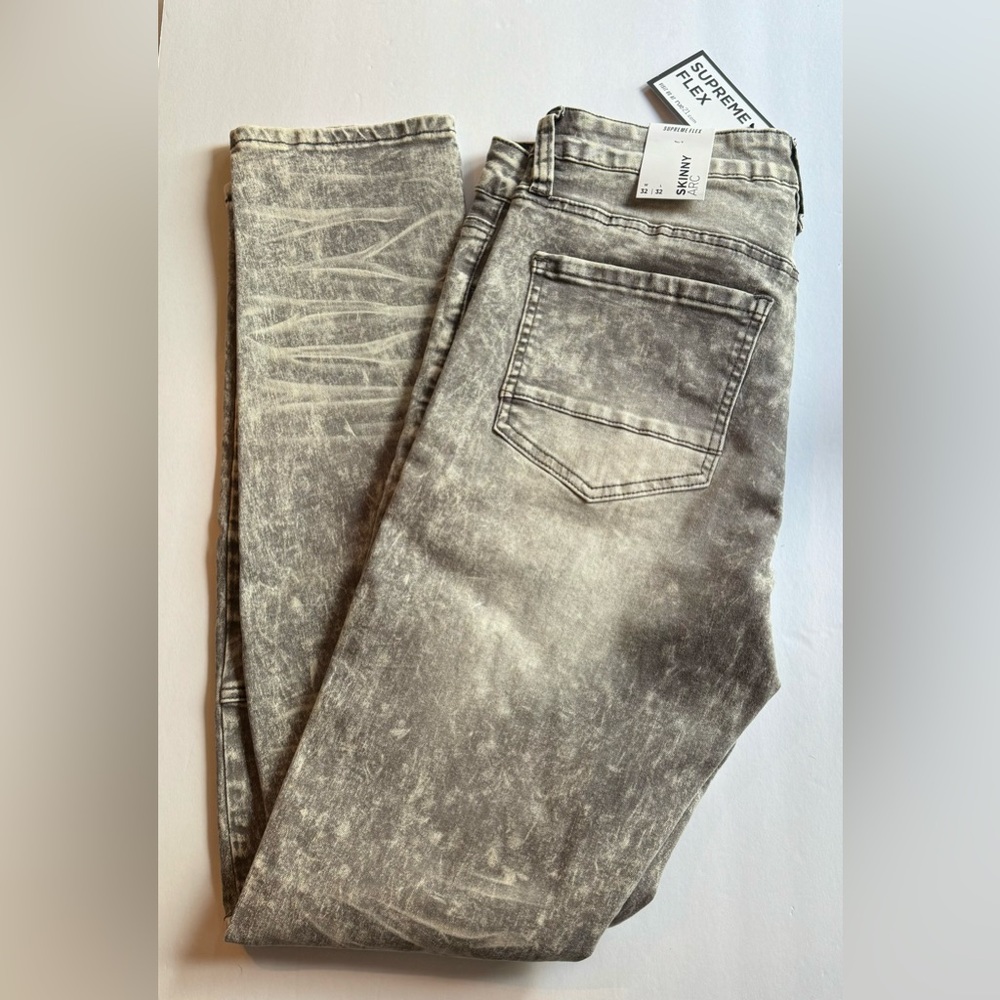 Rue21 Supreme Flex Men’s Gray Supreme Flex Skinny Arc, Size 32 x 32